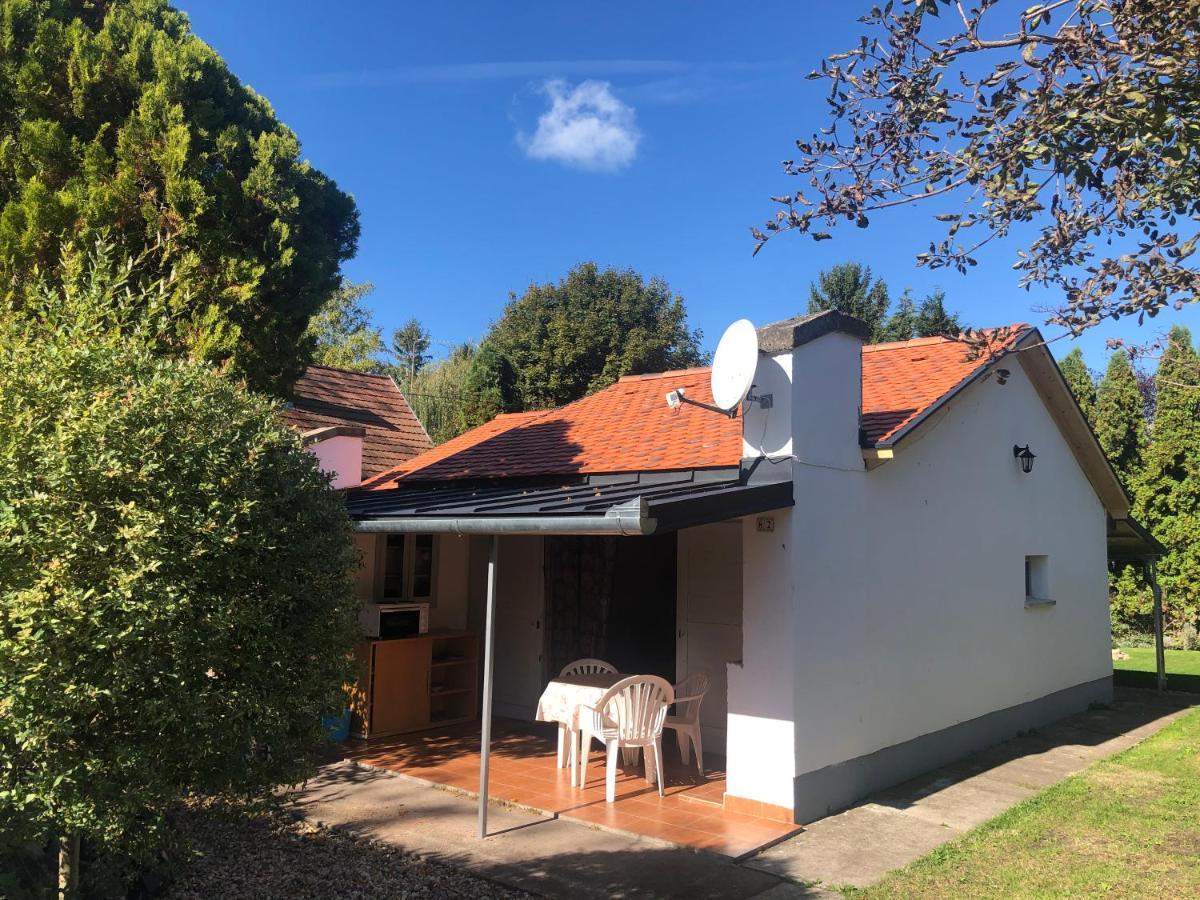 Ferienwohnung Iker Nyaralo Balatonfenyves Exterior foto