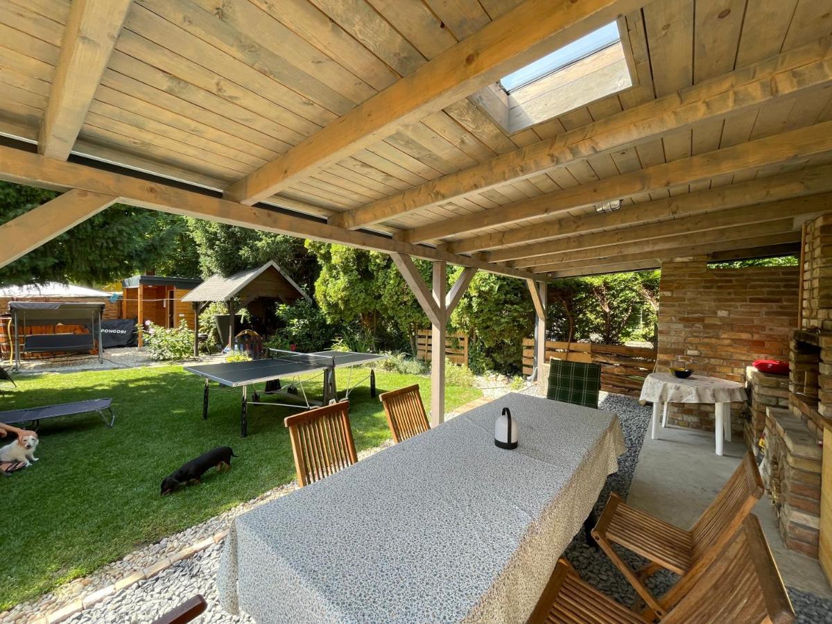 Ferienwohnung Iker Nyaralo Balatonfenyves Exterior foto